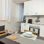 Welcome To Prestige Nel Cuore Di * Милан